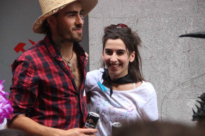 Norberak bere bazkaria, eta  26 1532630818252