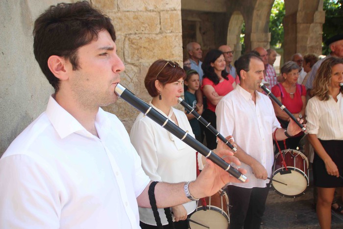 Emakumeak dantzari, lehenengo aldiz soka dantzan - 29