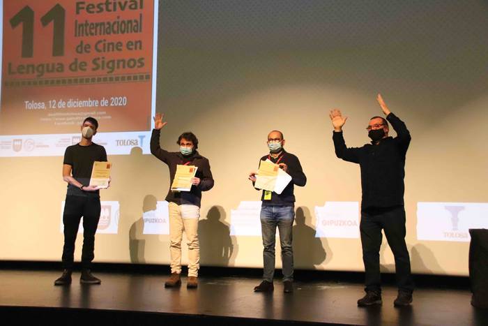 Zeinuen hizkuntza zabaltzen  7 1607796799176