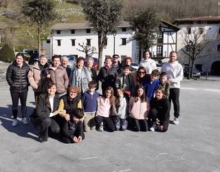 Ibilaldia belaunaldi arteko ezagutza partekatzeko