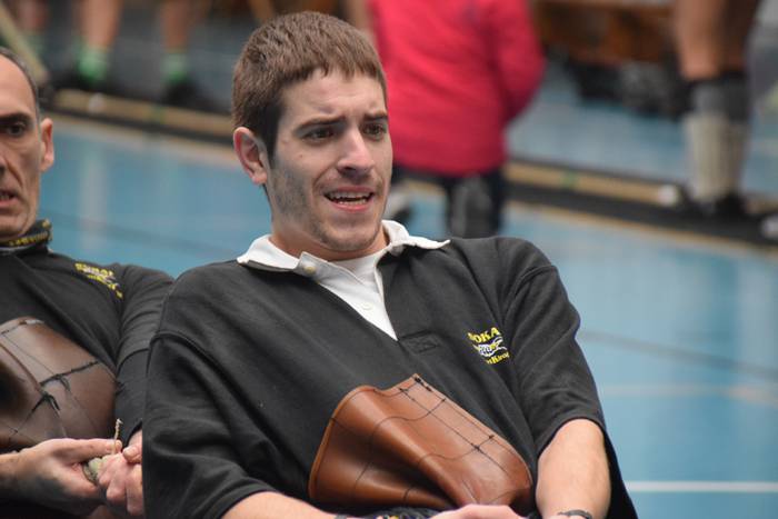 Tira eta tira, Euskal Herrik 43 1512311491984