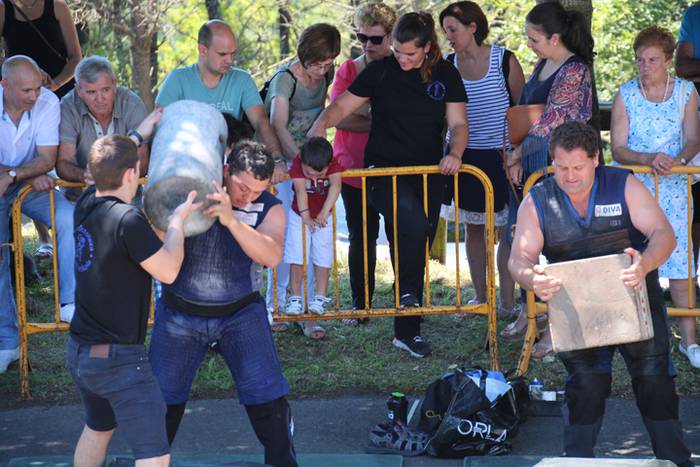 Festa giroa Santamañan 2 1468781460596