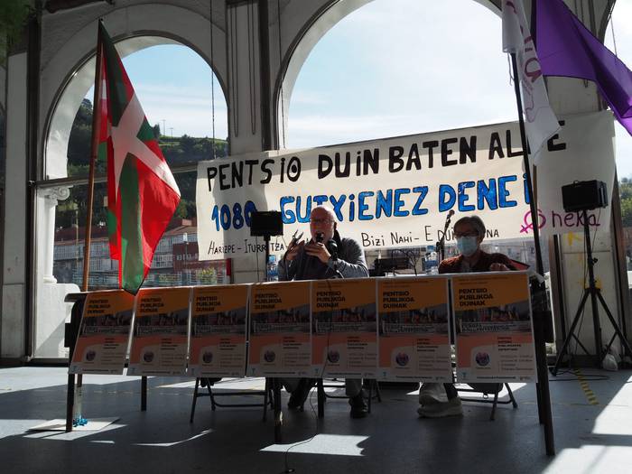 Pentsiodunen elkarretaratze  5 1634629718012