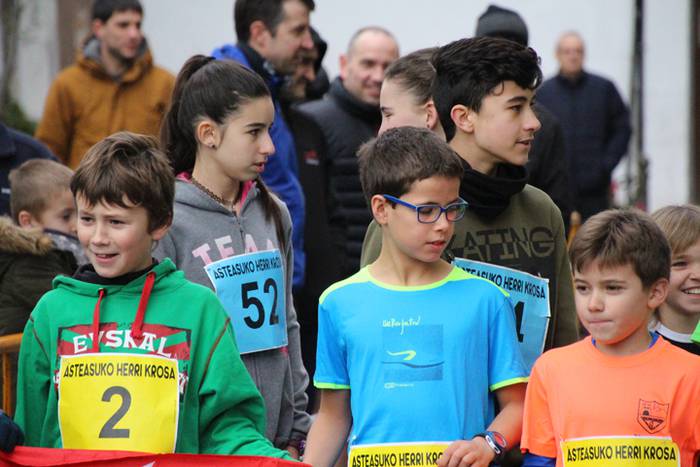 Hirugarrenez, elkartasuna El 25 1515333982210