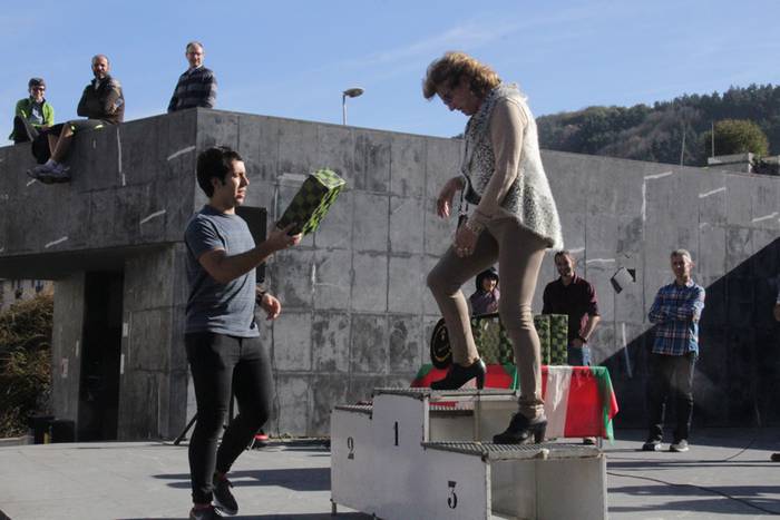 ikaztegietako krosa 25 urteurrena 2015 120 1447676523347