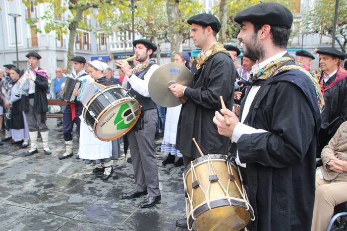 Udaberri Dantza Dezagun Tolo 18 1504963050878