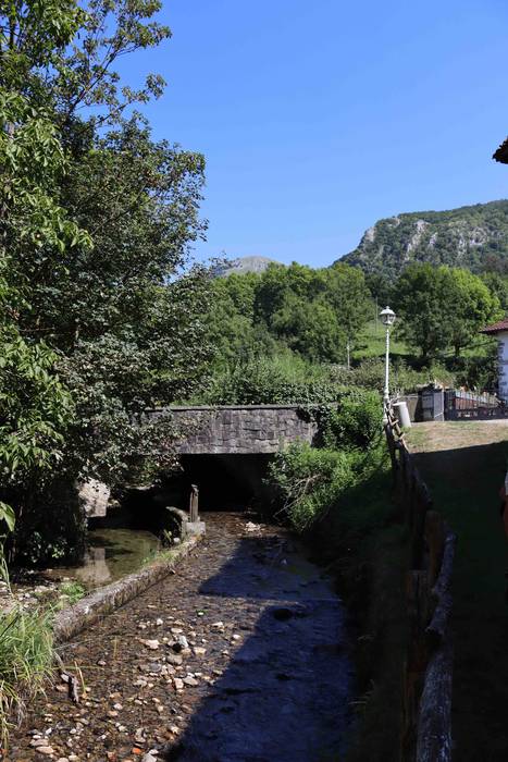 Amezketa, argi ezkutuaren bi 40 1595176157674