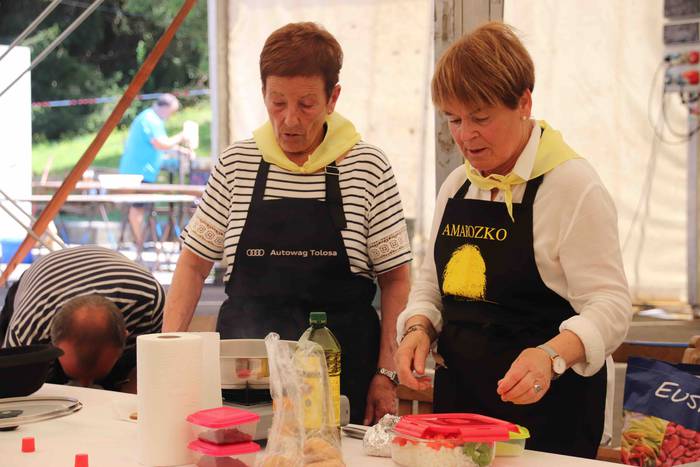 Amarotz auzoko jaiak 22 30 1656764346635