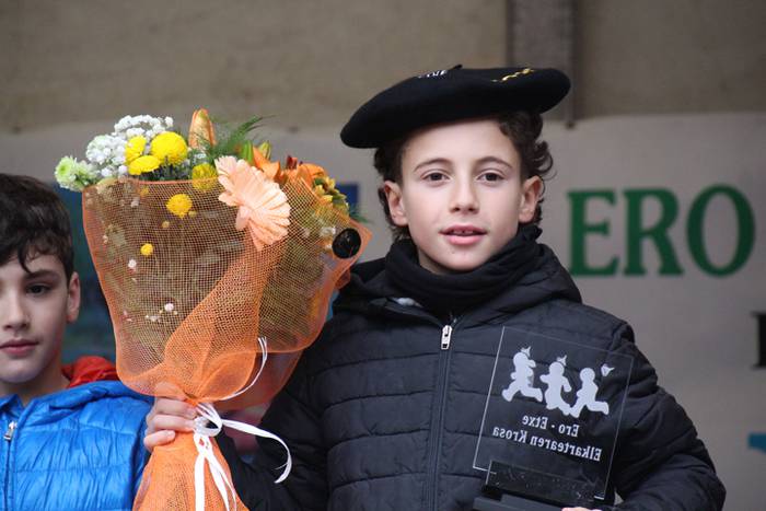 700 haur inguru XXXI. Ero Et 177 1516542932333