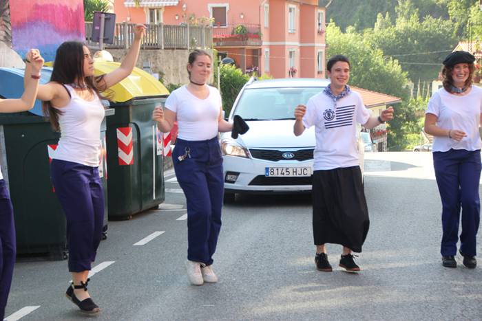 Anoeta jaiak gazte kalejira  22 1497723156193