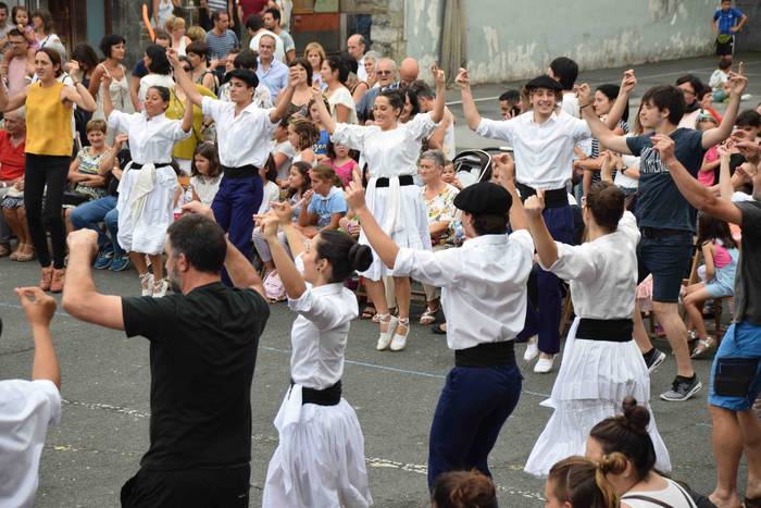 soka dantza santioak villabo 95 1532545649498