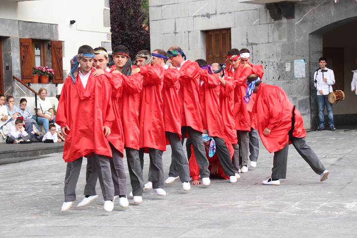 ADUNAKO AMA BIRJINAK 2017. A 60 1502799231781