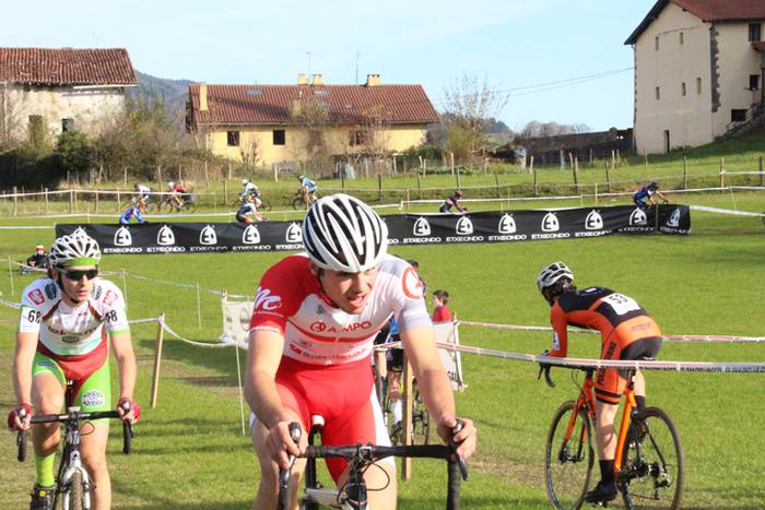 ASTEASUKO ZIKLO KROSA 2016 41 1481215217468