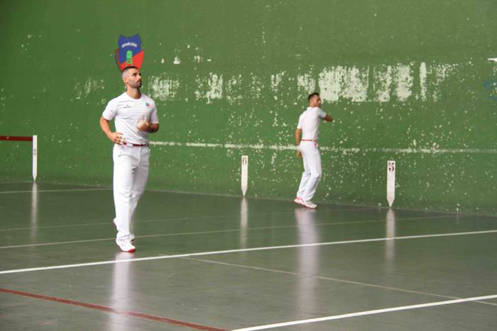 Elola-Etxeberria bikotearent 35 1594495139576