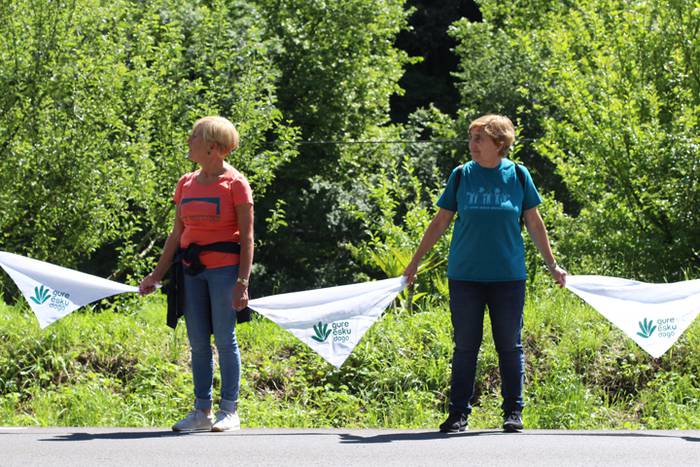 "Gu bezala, beste 100.000 za 96 1528637438185