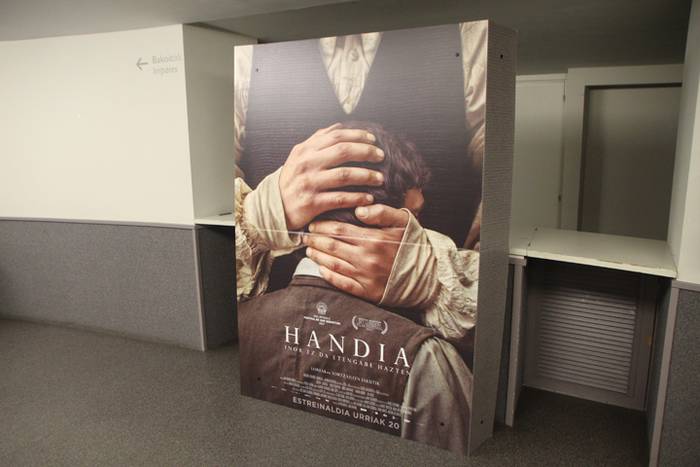 Handia filma aurrestreinaldi 25 1508322538208