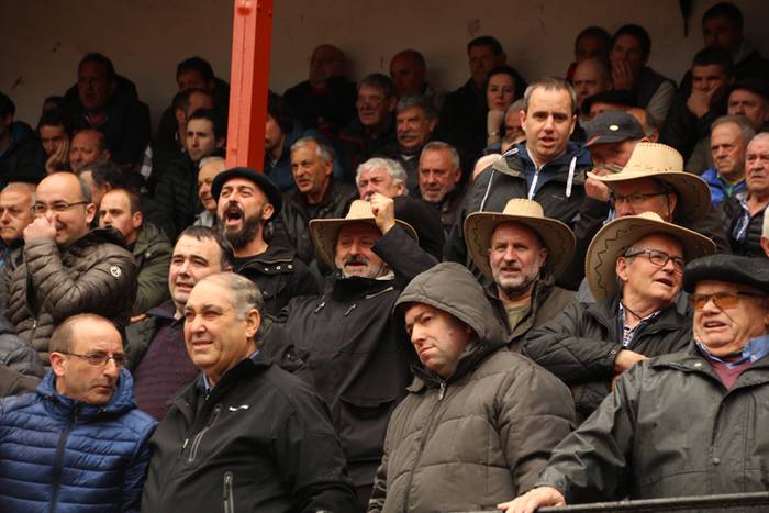 Iker Vicente eta Arria V.a 48 1523190819159