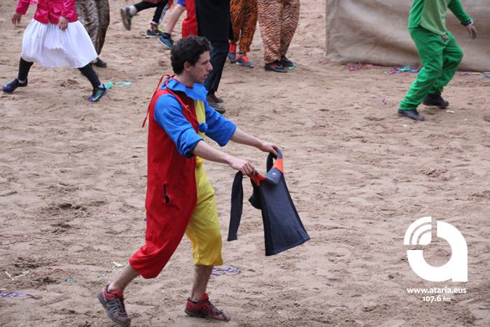 Zezenak adarrak okerrak ditu 39 1488277378561