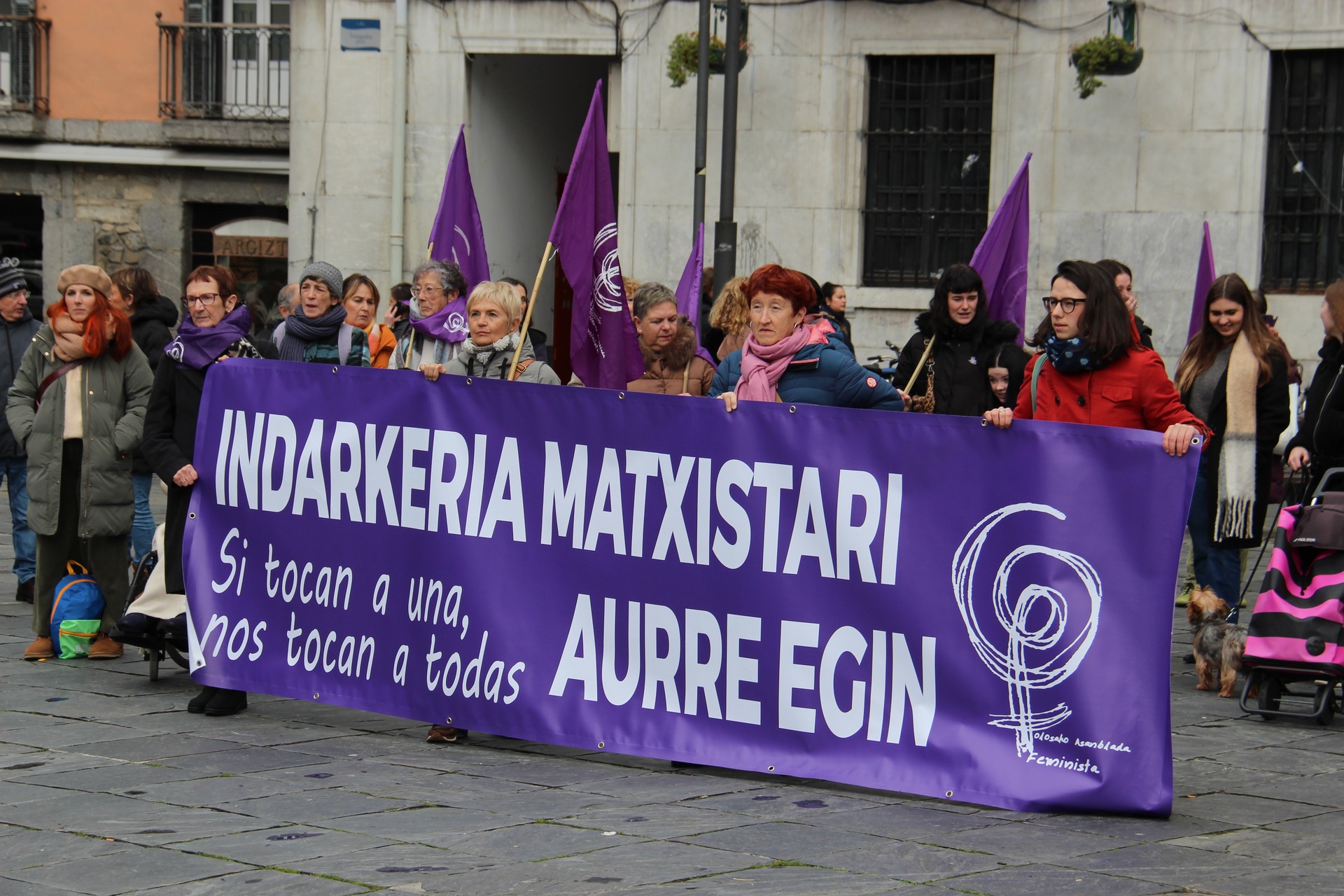 Elkarretaratzeak eskualdean izandako azken eraso matxista salatzeko