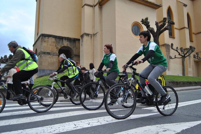 Euskararen ekilibristak 160 1491302914427