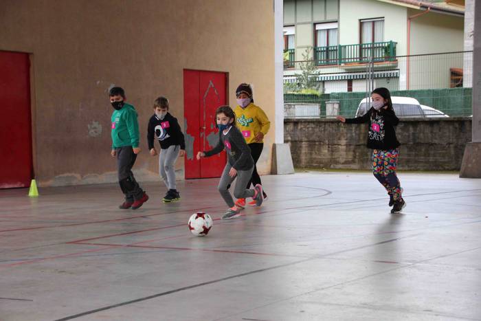 Haurrek kirol ezberdinak pro 27 1608389676299