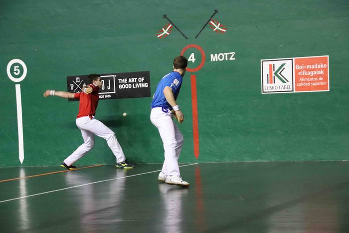 Jaka eta Artola, lehen postu 21 1576521587986