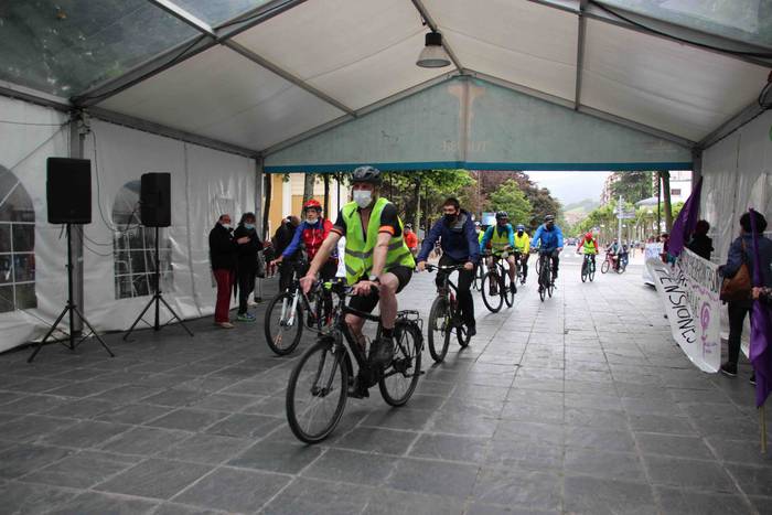 Pentsio duinak eskatuz eskua 19 1621879376897