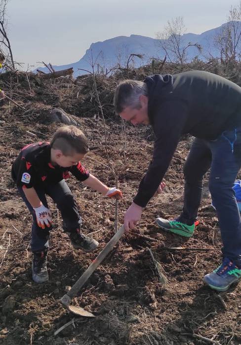 Zuhaitz Eguna ospatzen ari d 19 1644670099474