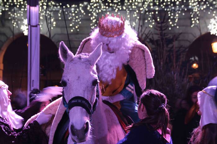 Errege magoen desfilea tolos 85 1546717667952