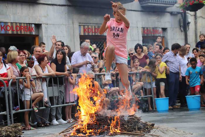 Txikienak ere saltoka 14 1561316719499