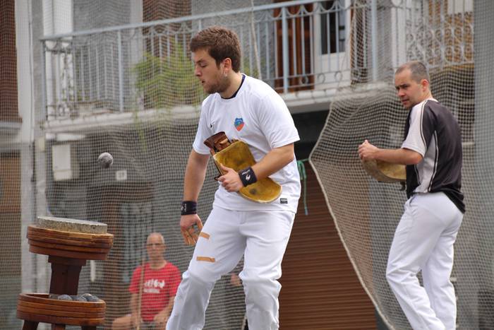 Behar Zana 70. urteurrena errebotea 29 1465127729462