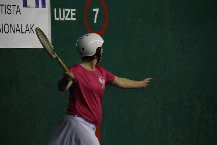 Emakume, raketista eta profe 19 1511035097996