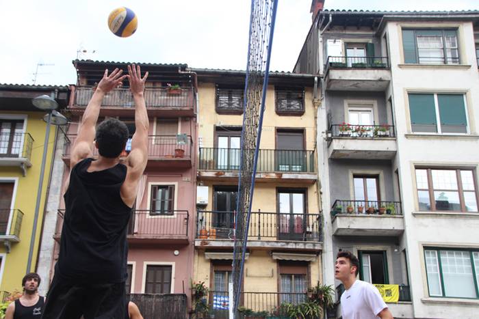 HONDARTZAKO BOLEI TXAPELKETA 24 1504631456460