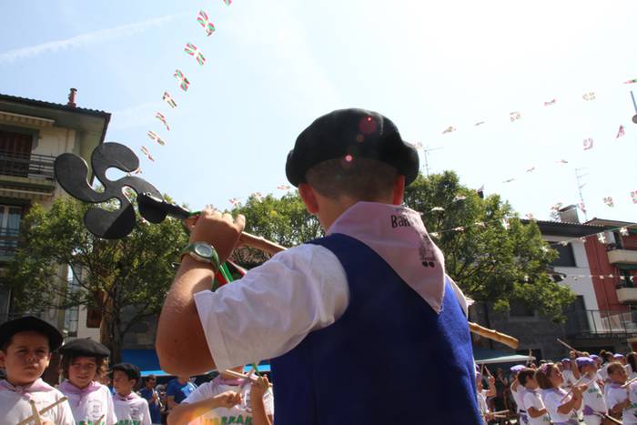 Danborra eta piparra, festar 103 1503578267916