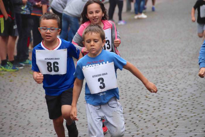 Asteasuko haurrek hasi dute  45 1530188400471