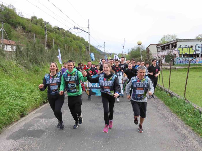 korrika, furgonetatik, Aizto 64 1649421643249