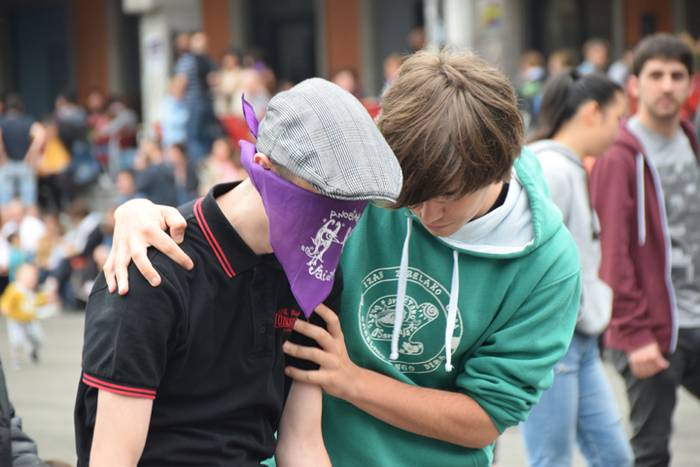 Ortzadarra ateratzear da Ano 44 1527875823245