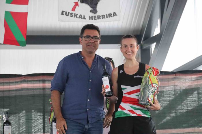 Elena Silvestre eta Xabier L 76 1567672459758