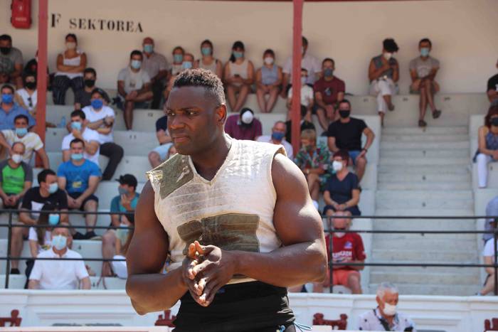 Arria V.a eta Izeta VI.a iza 48 1596214090839