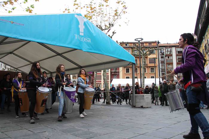 Diskurtsoak politika feminis 8 1543069888578