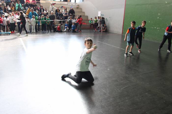 Behar Zanaren pilota topaket 15 1552739988548