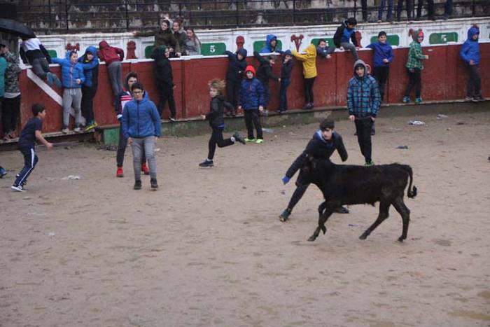 Inauterien agurra piñata iga 32 1518985101681