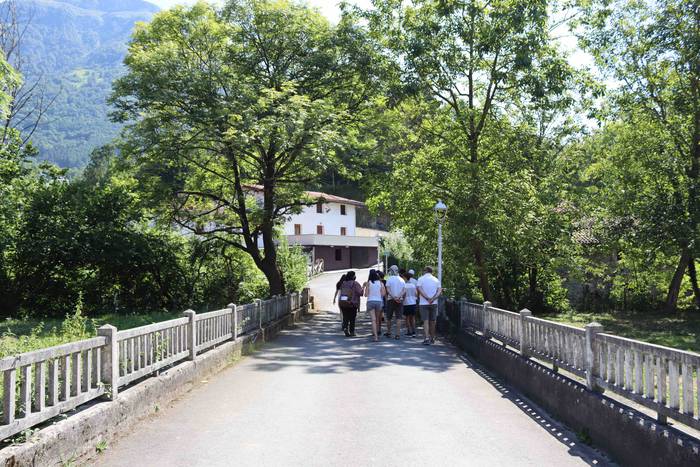 Amezketa, argi ezkutuaren bi 35 1595176153191