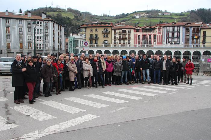 Bilboko manifestaziora joateko prest, Tolosa 01