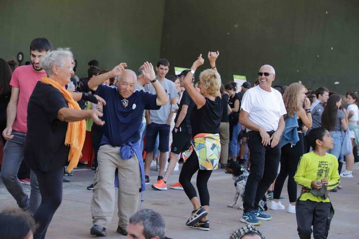 Kilometroak eguna, joko eta  81 1664724058578