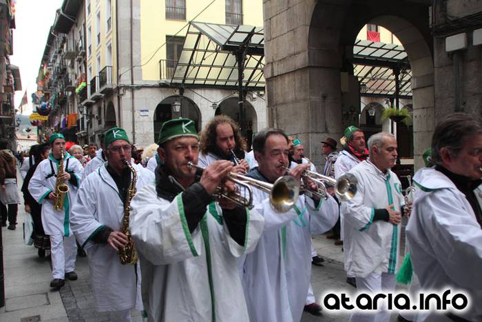 inauteriak 2016 zaldunita zezen plaza 19 1454867180817