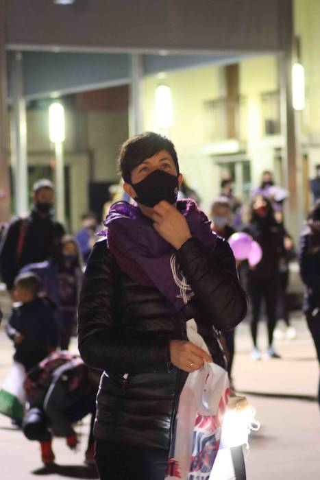 Emakumeek eskualdeko kaleak  84 1615233123230