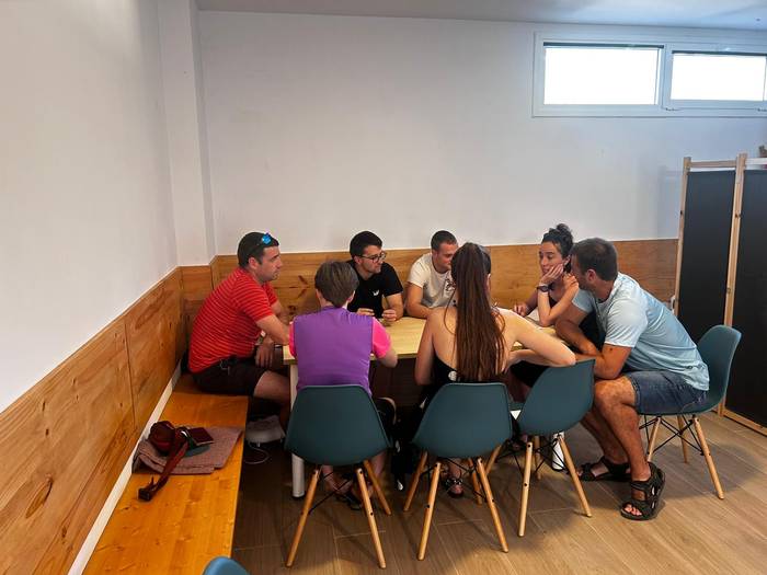 Auzolanean, egitaraua prestatu du txosna batzordeak