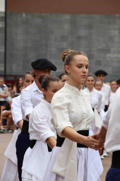 Soka dantza Santioak 2022 40 1658770621587