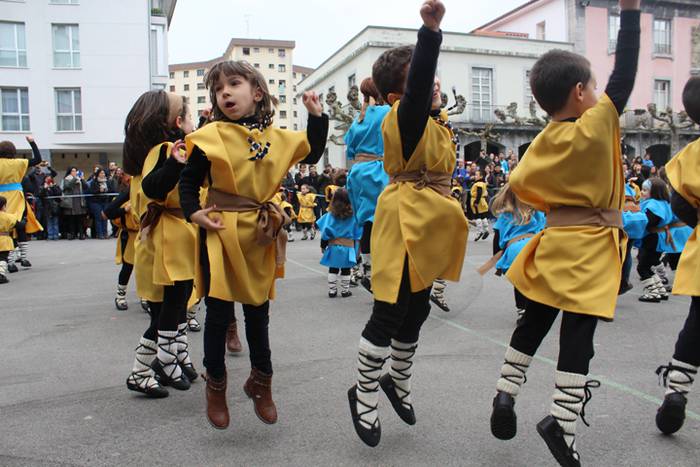 Villabona eskolak inauteriak 4 1487939285160